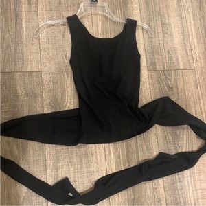 Black crop with wrap around ties size S. Tavi Noir